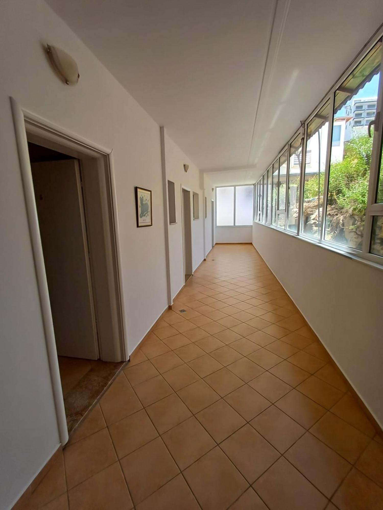 Hotel Sherifi Sarandë エクステリア 写真